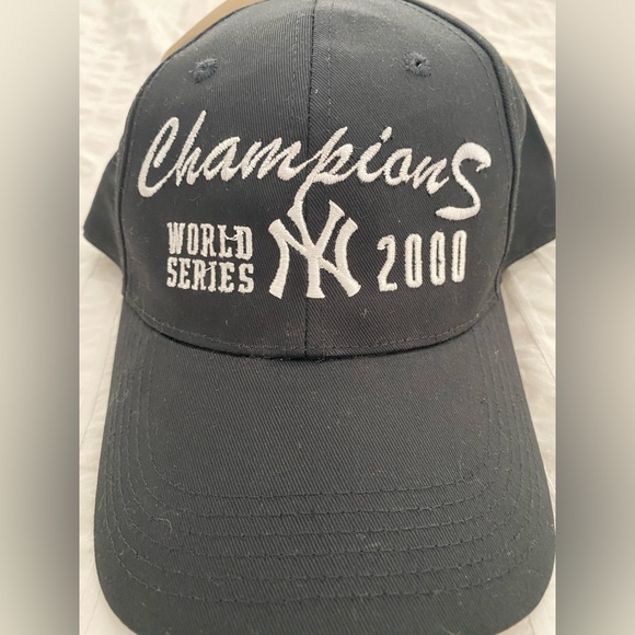 Vintage New York Yankees World Series Champions 2000 NWT - Picture 1 of 3